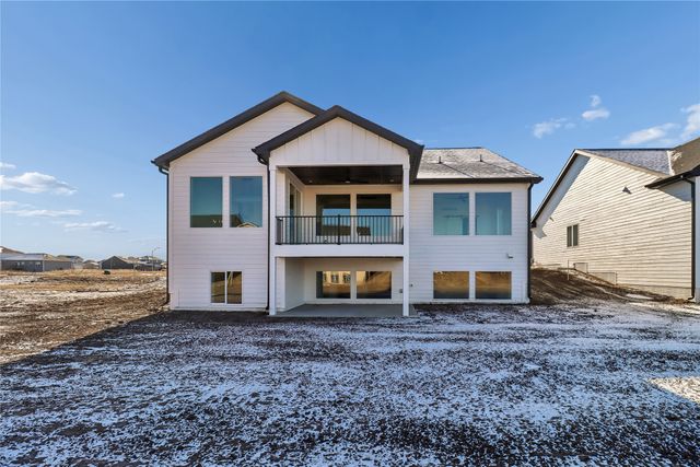 17317 Brookview Drive, Urbandale, IA 50263