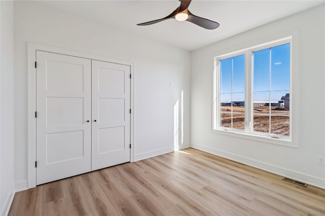 17317 Brookview Drive, Urbandale, IA 50263