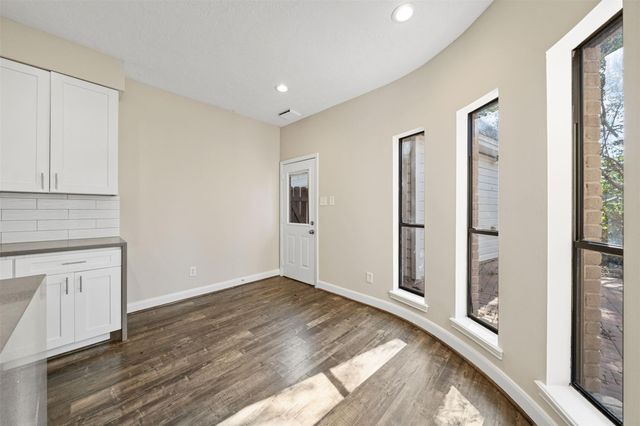 14823 Walbrook Drive, Sugar Land, TX 77498