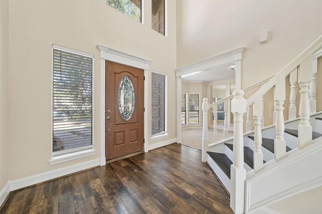 14823 Walbrook Drive, Sugar Land, TX 77498