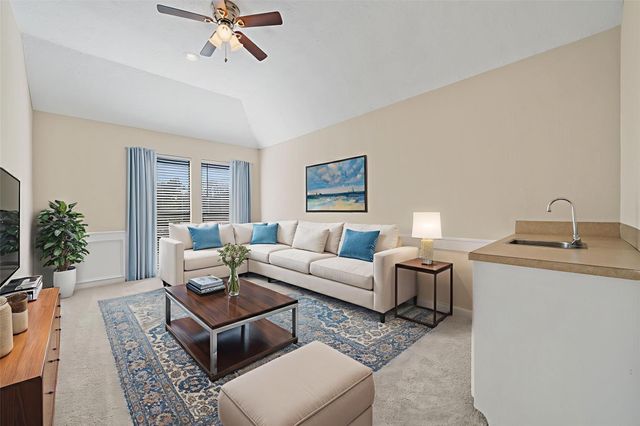 14823 Walbrook Drive, Sugar Land, TX 77498