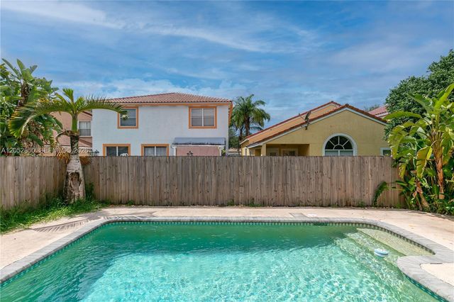 2592 W Saratoga Drive, Cooper City, FL 33026
