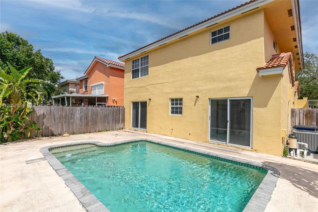 2592 W Saratoga Drive, Cooper City, FL 33026