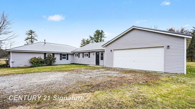 474 W Taylor Drive, Sanford, MI 48657