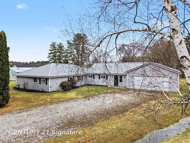 474 W Taylor Drive, Sanford, MI 48657