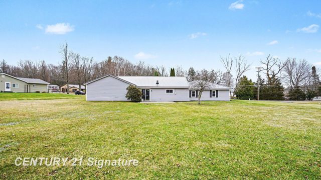 474 W Taylor Drive, Sanford, MI 48657
