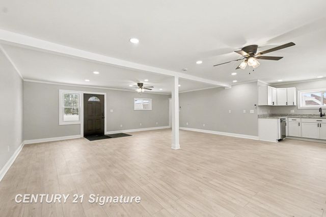 474 W Taylor Drive, Sanford, MI 48657