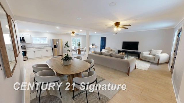 474 W Taylor Drive, Sanford, MI 48657