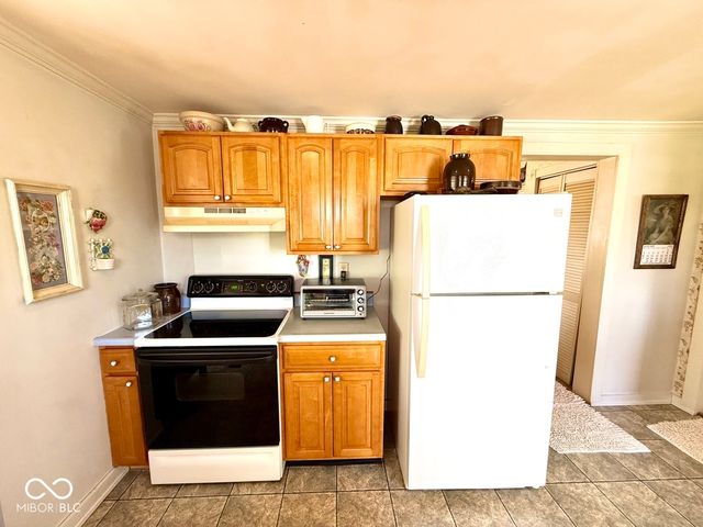 3880 N Bowling Green Poland Road, Poland, IN 47868