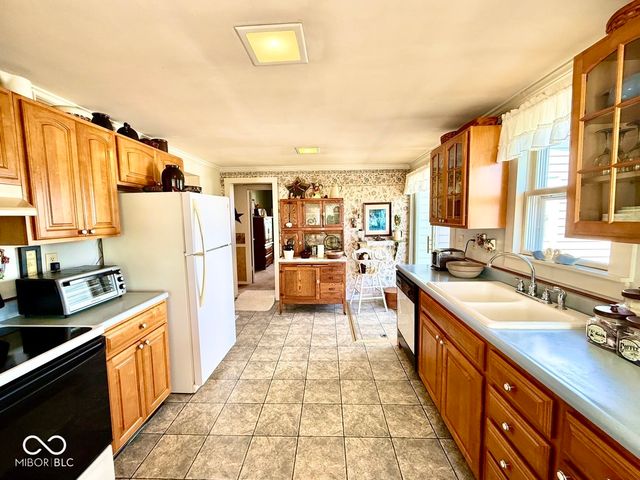 3880 N Bowling Green Poland Road, Poland, IN 47868