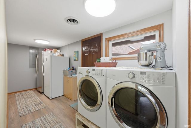 4123 W 100 Road, Huntington, IN 46750