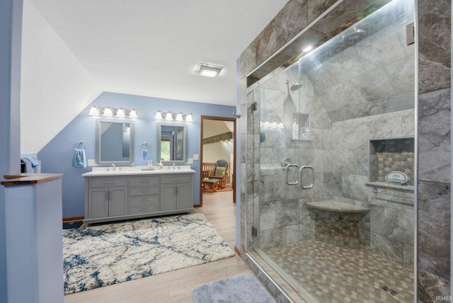 4123 W 100 Road, Huntington, IN 46750