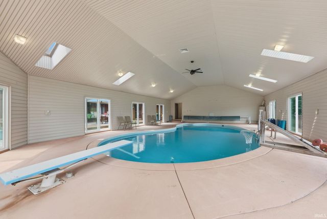 4123 W 100 Road, Huntington, IN 46750