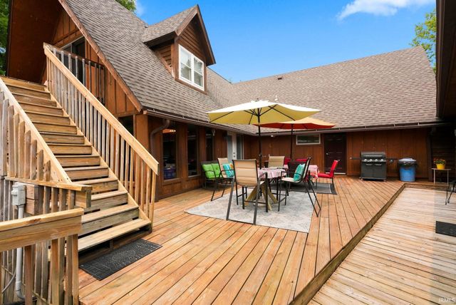 4123 W 100 Road, Huntington, IN 46750