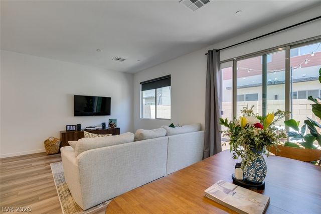2666 Chance Canyon Street, Henderson, NV 89044