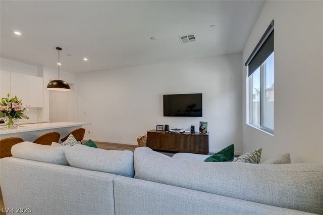 2666 Chance Canyon Street, Henderson, NV 89044