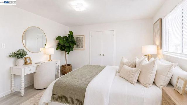 404 Bradrick Dr, San Leandro, CA 94578