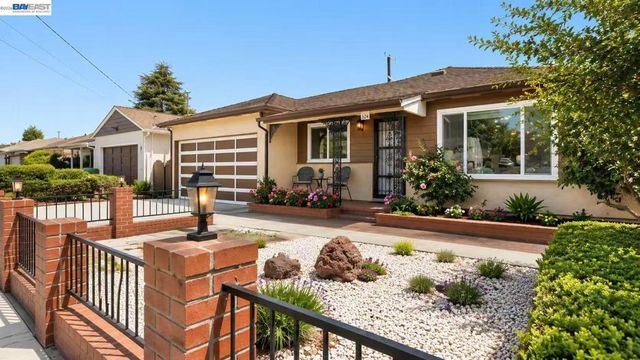 404 Bradrick Dr, San Leandro, CA 94578