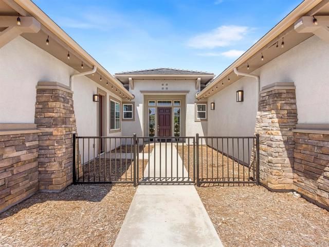 29527 Viking View Lane, Valley Center, CA 92082