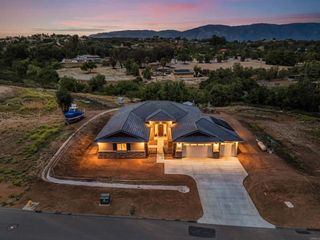 29527 Viking View Lane, Valley Center, CA 92082