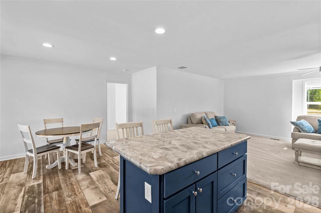 6028 Bridges Street, Catawba, NC 28609