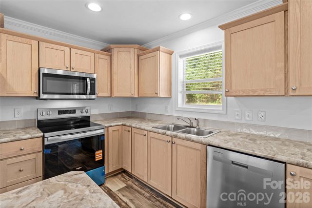 6028 Bridges Street, Catawba, NC 28609