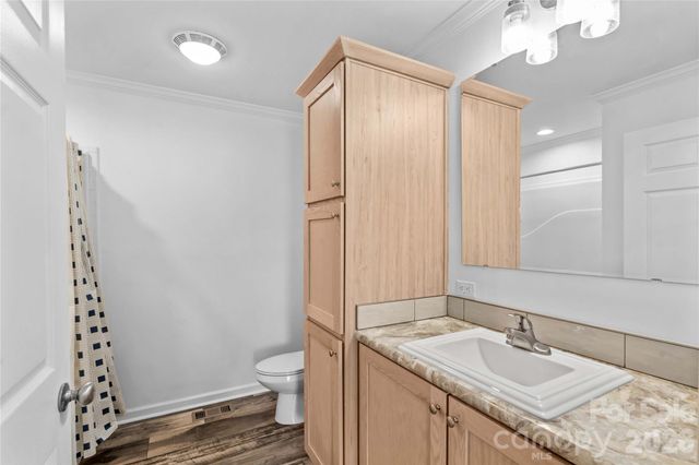6028 Bridges Street, Catawba, NC 28609