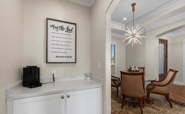 15671 Stallion Lake Blvd, Lindale, TX 75771