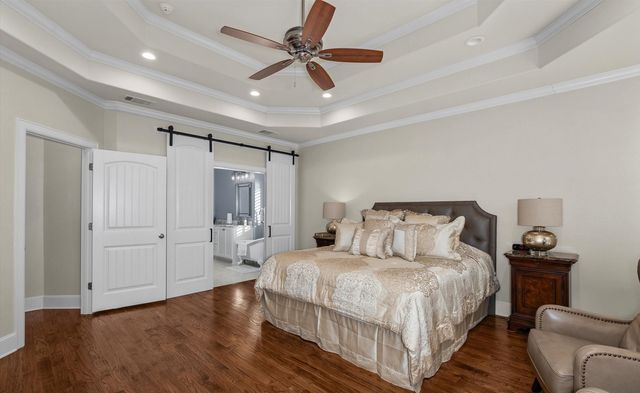 15671 Stallion Lake Blvd, Lindale, TX 75771