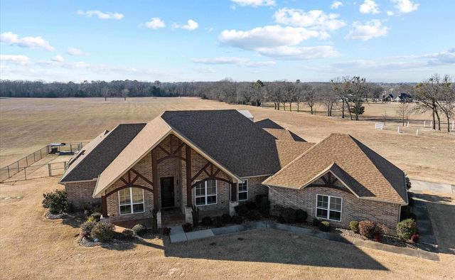 15671 Stallion Lake Blvd, Lindale, TX 75771