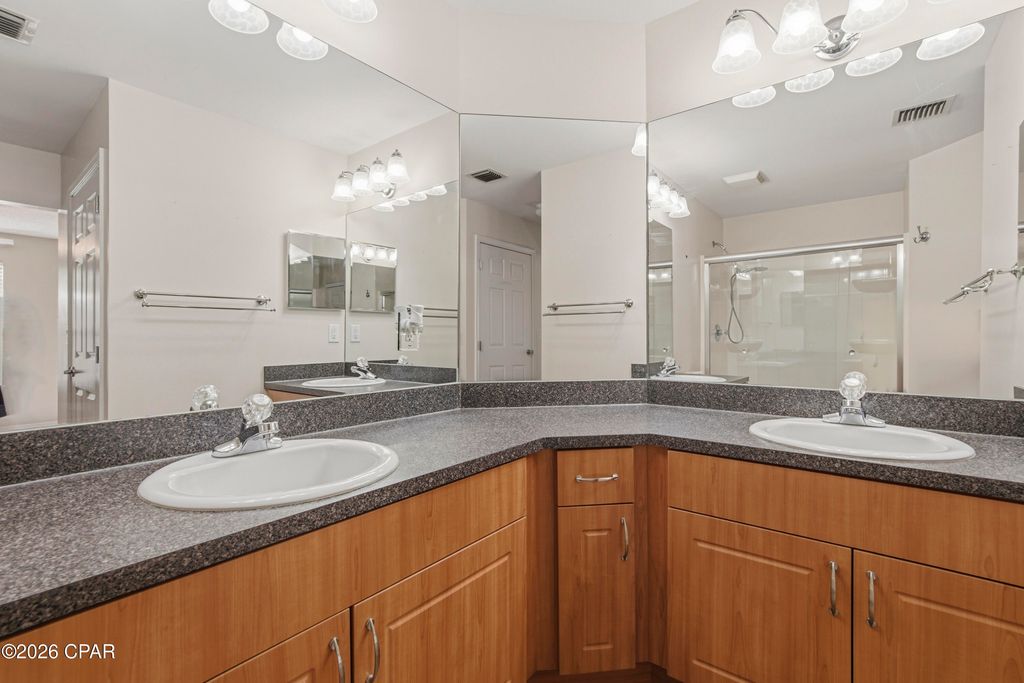 Image 6 of property listing at 103 Park Place, Panama City Beach, FL 32413