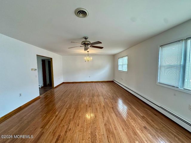 57 Encinitas Drive, Toms River, NJ 08757