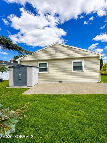 57 Encinitas Drive, Toms River, NJ 08757