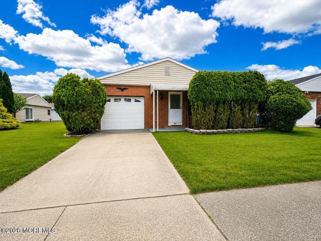 57 Encinitas Drive, Toms River, NJ 08757