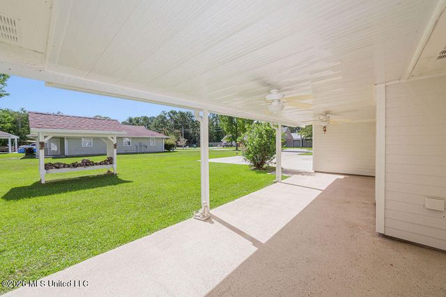 1200 Margie Street, Waveland, MS 39576
