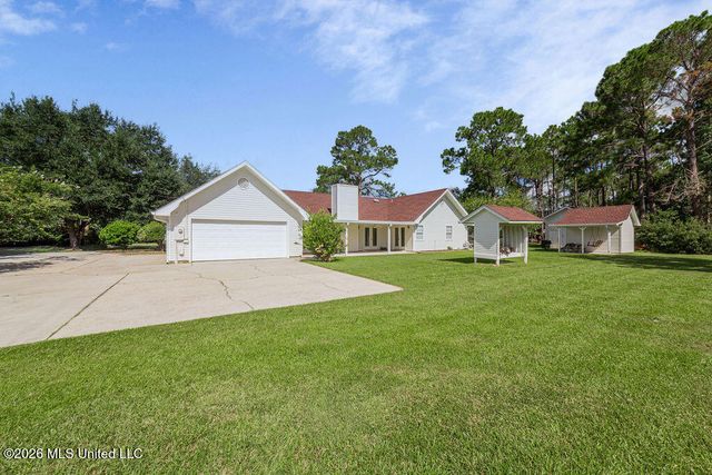 1200 Margie Street, Waveland, MS 39576