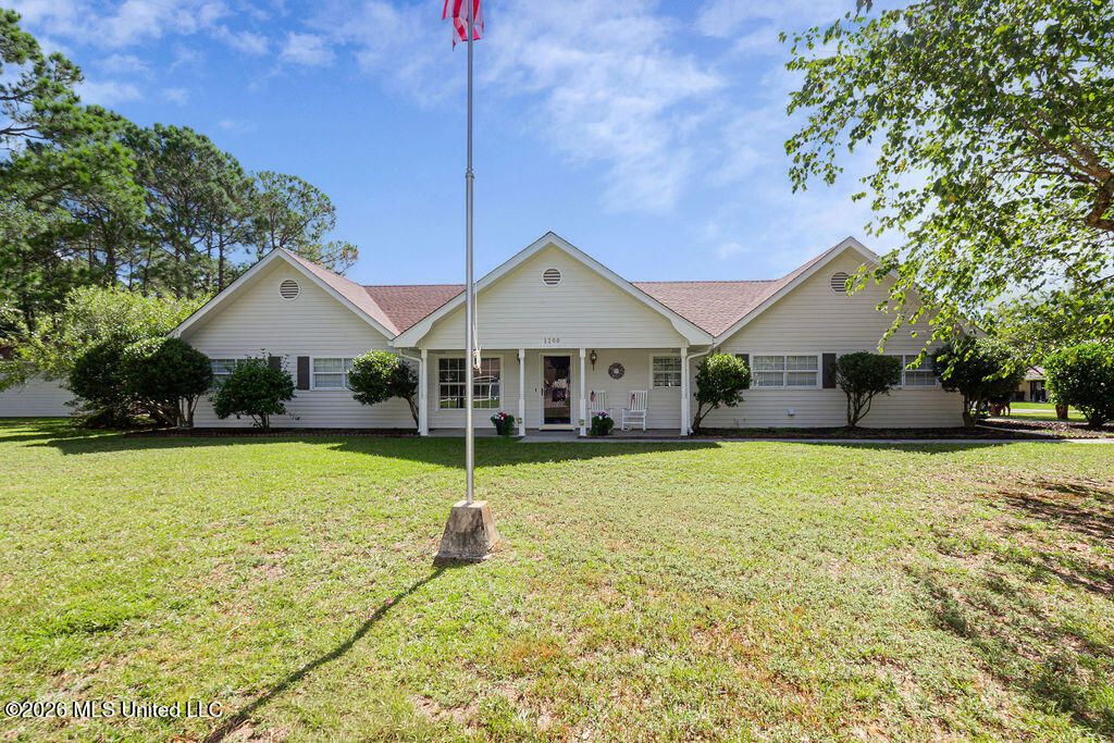 1200 Margie Street, Waveland, MS 39576