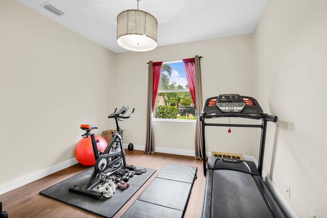 9192 Pineville Drive, Wellington, FL 33467