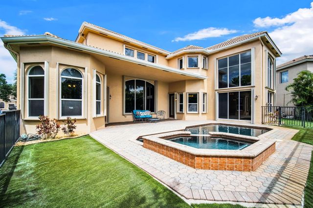 9192 Pineville Drive, Wellington, FL 33467