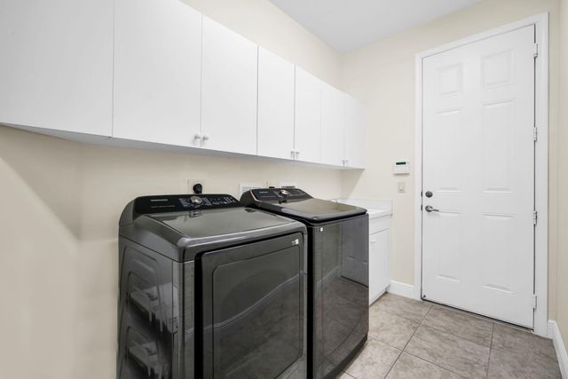 9192 Pineville Drive, Wellington, FL 33467