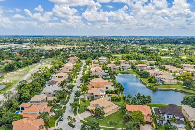 9192 Pineville Drive, Wellington, FL 33467