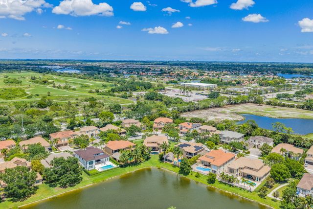 9192 Pineville Drive, Wellington, FL 33467