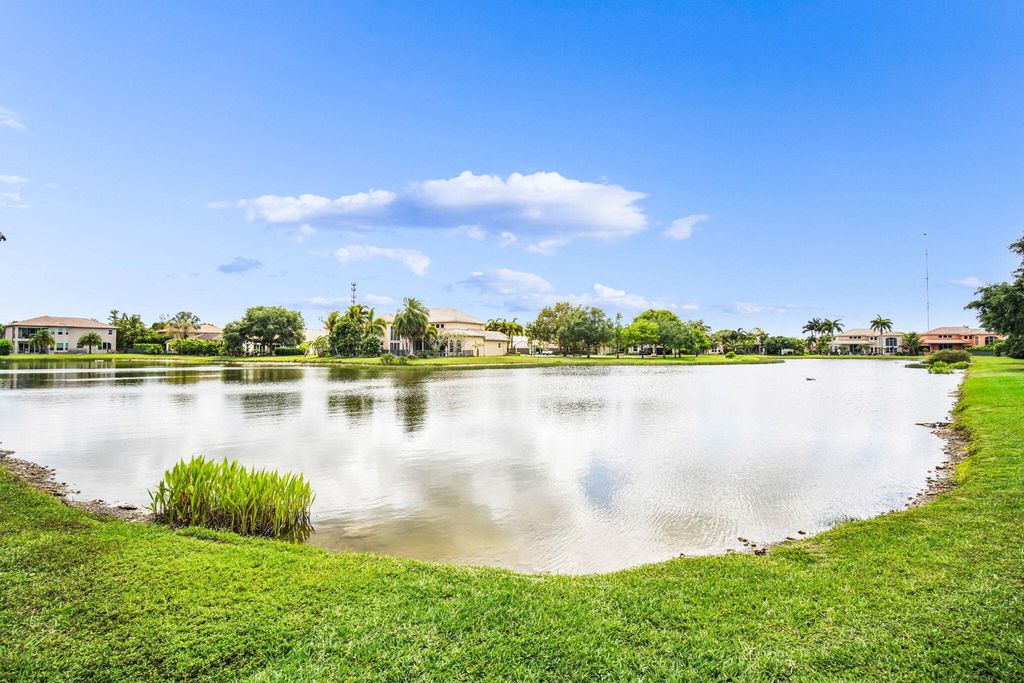 9192 Pineville Drive, Wellington, FL 33467