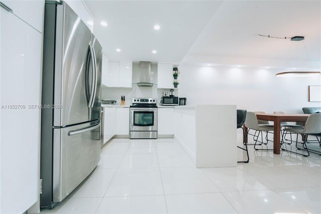 19380 Collins Avenue 1003, Sunny Isles Beach, FL 33160