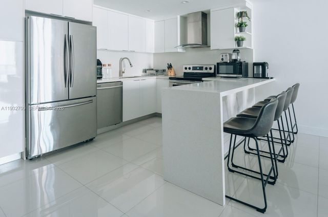 19380 Collins Avenue 1003, Sunny Isles Beach, FL 33160