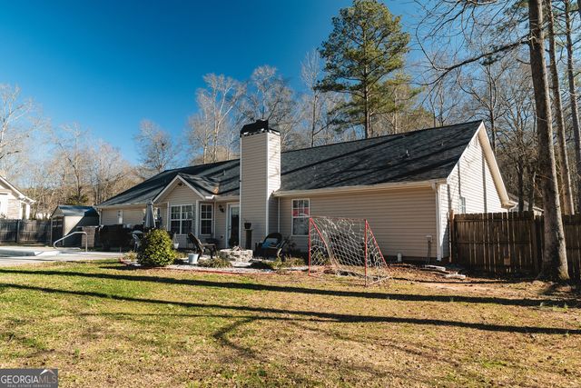 145 Beau Brook Lane, Sharpsburg, GA 30277