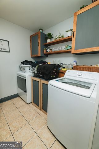 145 Beau Brook Lane, Sharpsburg, GA 30277