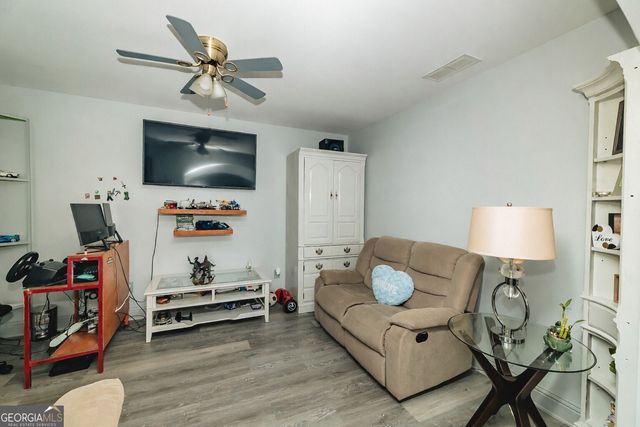 145 Beau Brook Lane, Sharpsburg, GA 30277