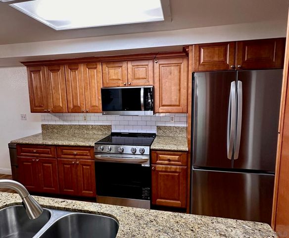1020 E Washington 97, Escondido, CA 92025