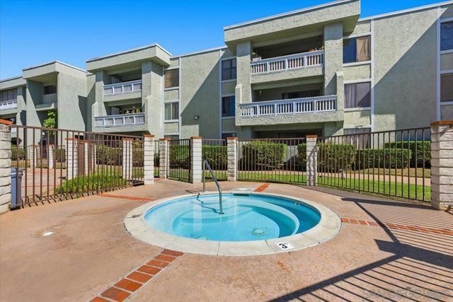1020 E Washington 97, Escondido, CA 92025